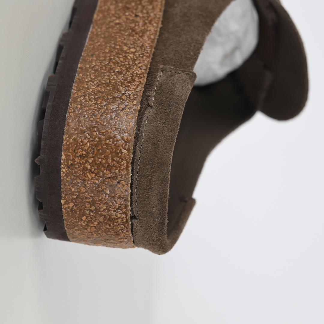 勃肯 Birkenstock 优雅老钱风 乐福拖 勃肯Birkenstock 勃肯-莆田鞋,莆田鞋货源,高仿鞋,高仿鞋货源,安福档口,莆田高仿鞋,莆田鞋批发,高仿鞋批发,莆田高仿运动鞋,高仿运动鞋,莆田运动鞋 勃肯 Birkenstock 优雅老钱风 乐福拖 勃肯Birkenstock 勃肯