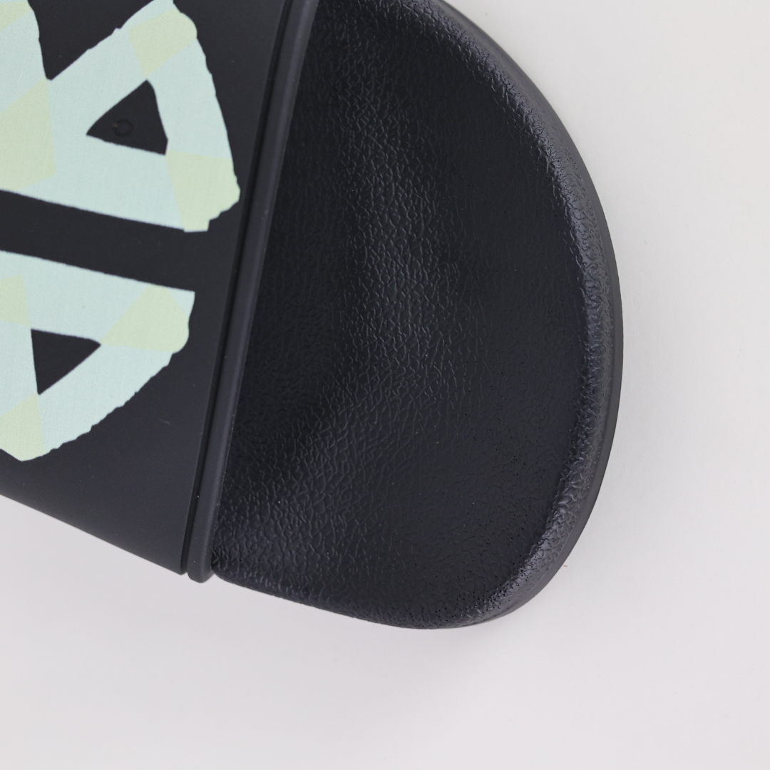 Balenciaga 巴黎世家拖鞋 2025最新版印花 潮流到没边