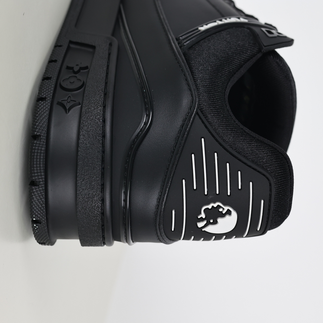 500 X1 东莞纯原 210个配色 市售顶级版本 驴家 LV x Ni联名 Trainer