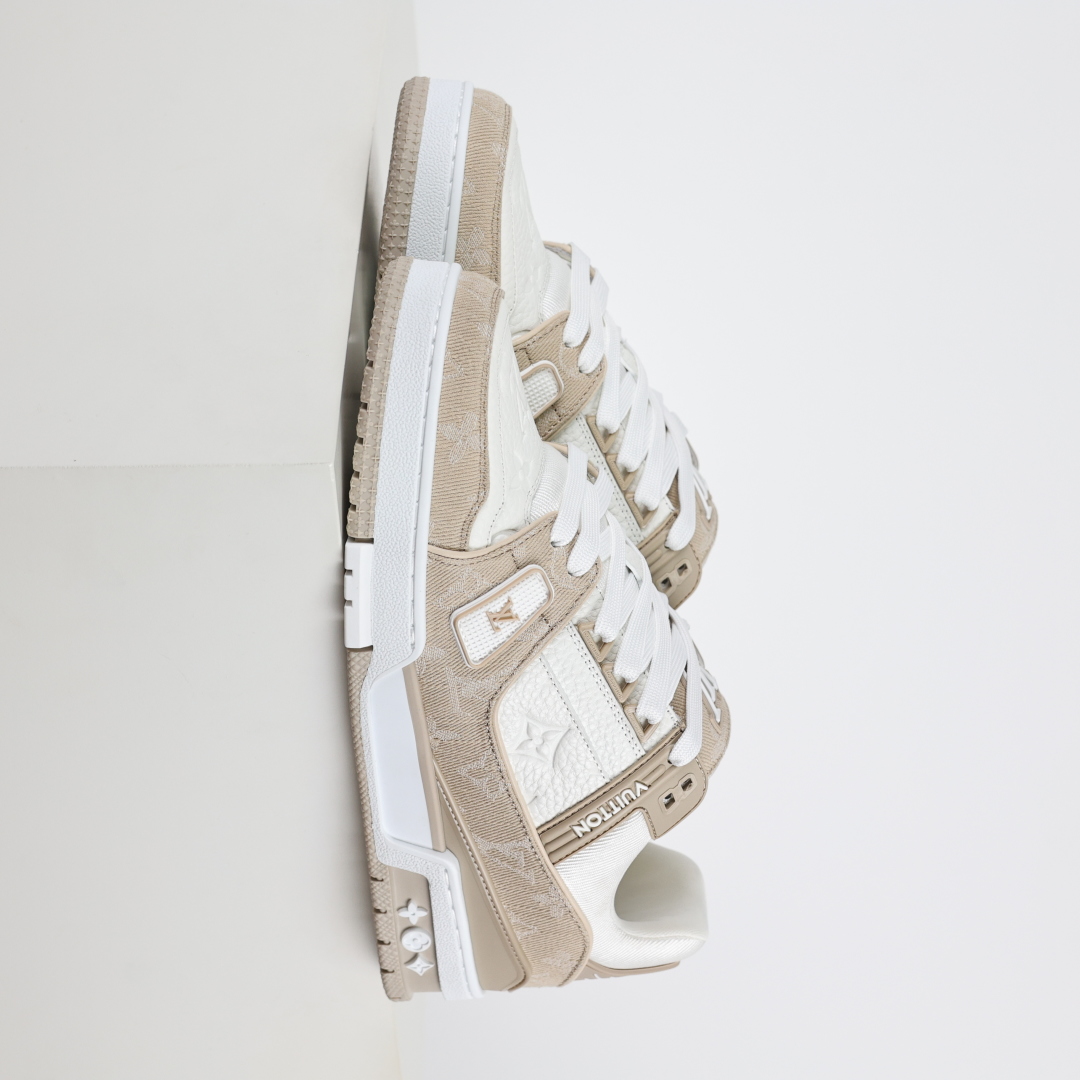 Lv Trainer X1 Max 版本 高奢经典巅峰