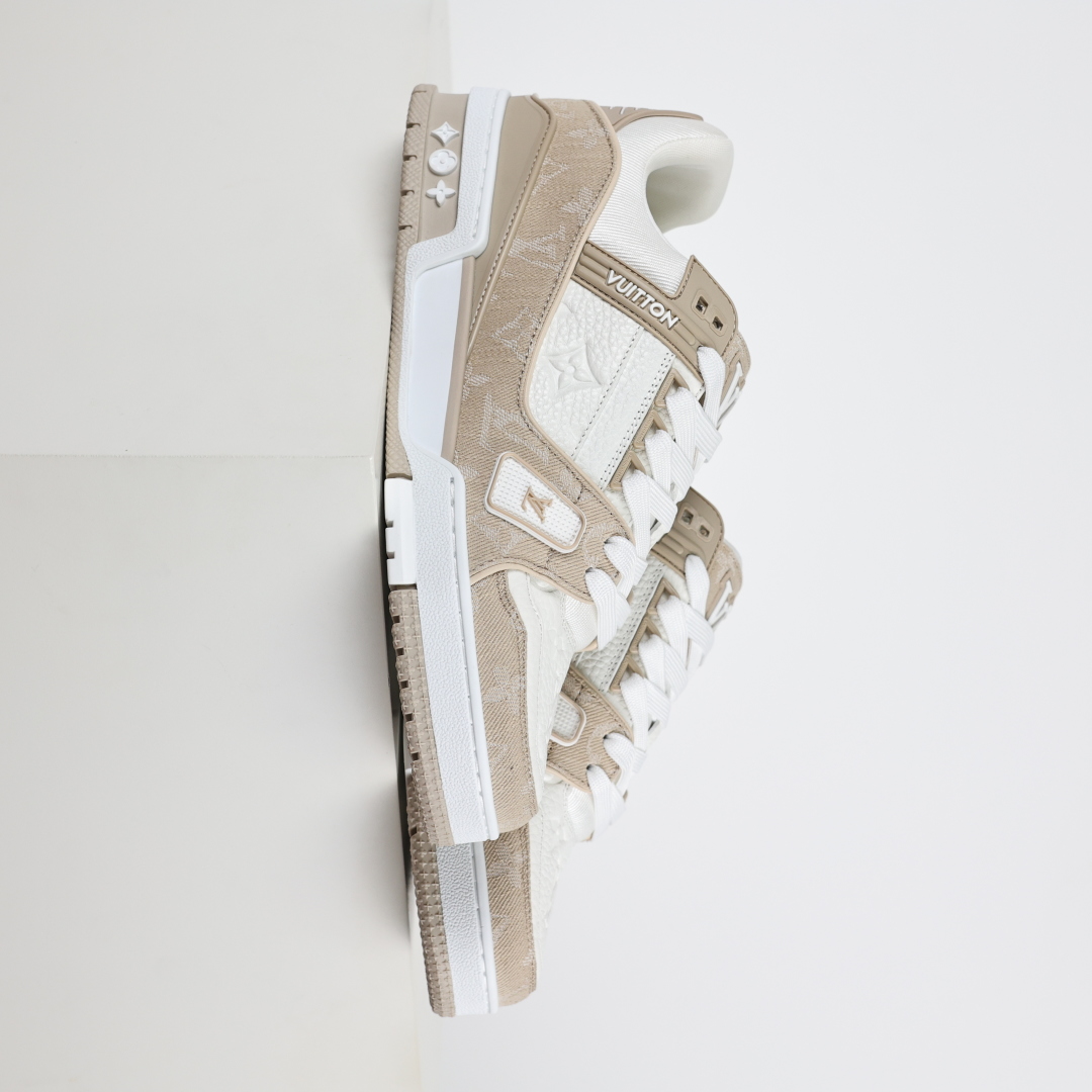 Lv Trainer X1 Max 版本 高奢经典巅峰
