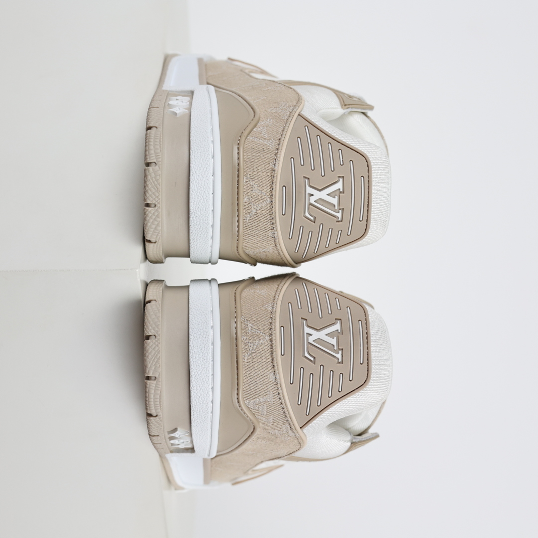 Lv Trainer X1 Max 版本 高奢经典巅峰