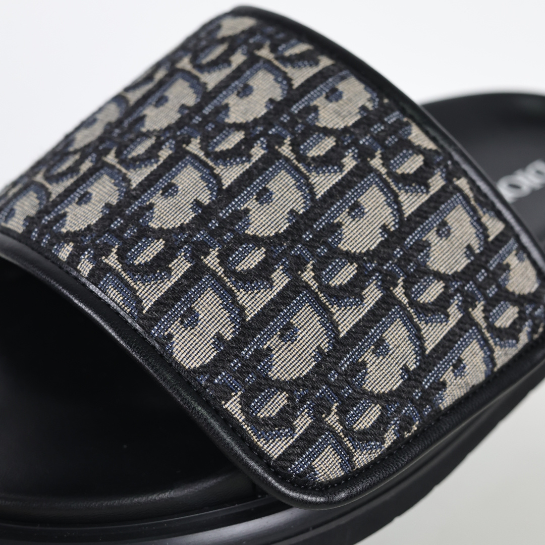 250 Dior 迪奥 最新款 Dioriviera Dw 圆头套穿一字拖鞋 厚底 拖鞋