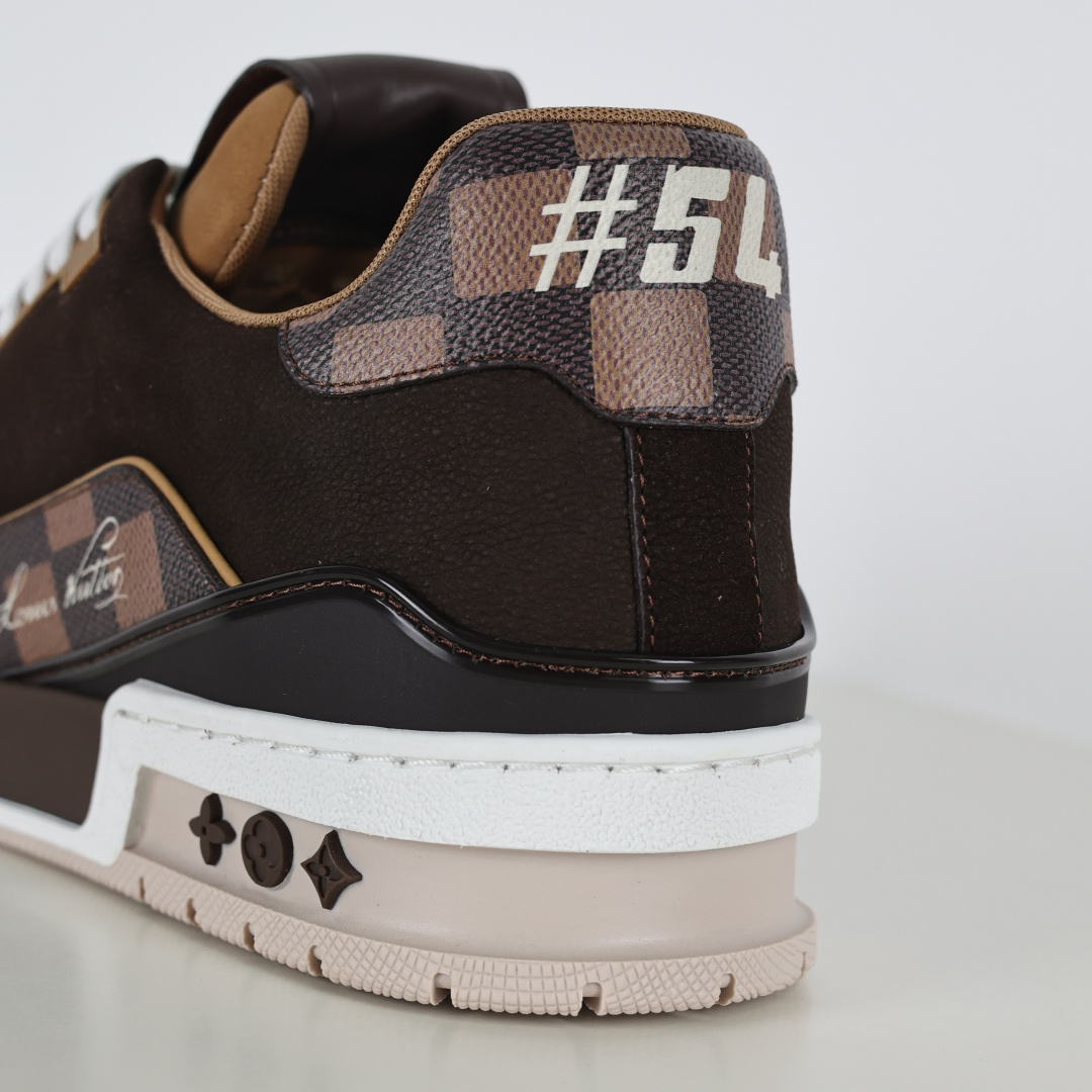 500 X1 东莞 210个配色 市售顶级版本 驴家 LV x Ni 联名 Trainer-Chinese UA Cheap High Quatity Brand Clothes Bags handbags Sneakers wholesale wholesaler seller from China Factory suppliers Fashion Clothing Shoes best Quality Beautiful Price 500 X1 东莞 210个配色 市售顶级版本 驴家 LV x Ni 联名 Trainer