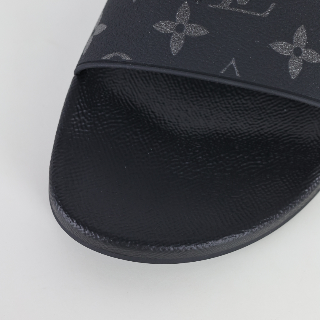 220 经典压花系列传承Trainer设计 今年绝比小爆款系列 高端零售可主推款