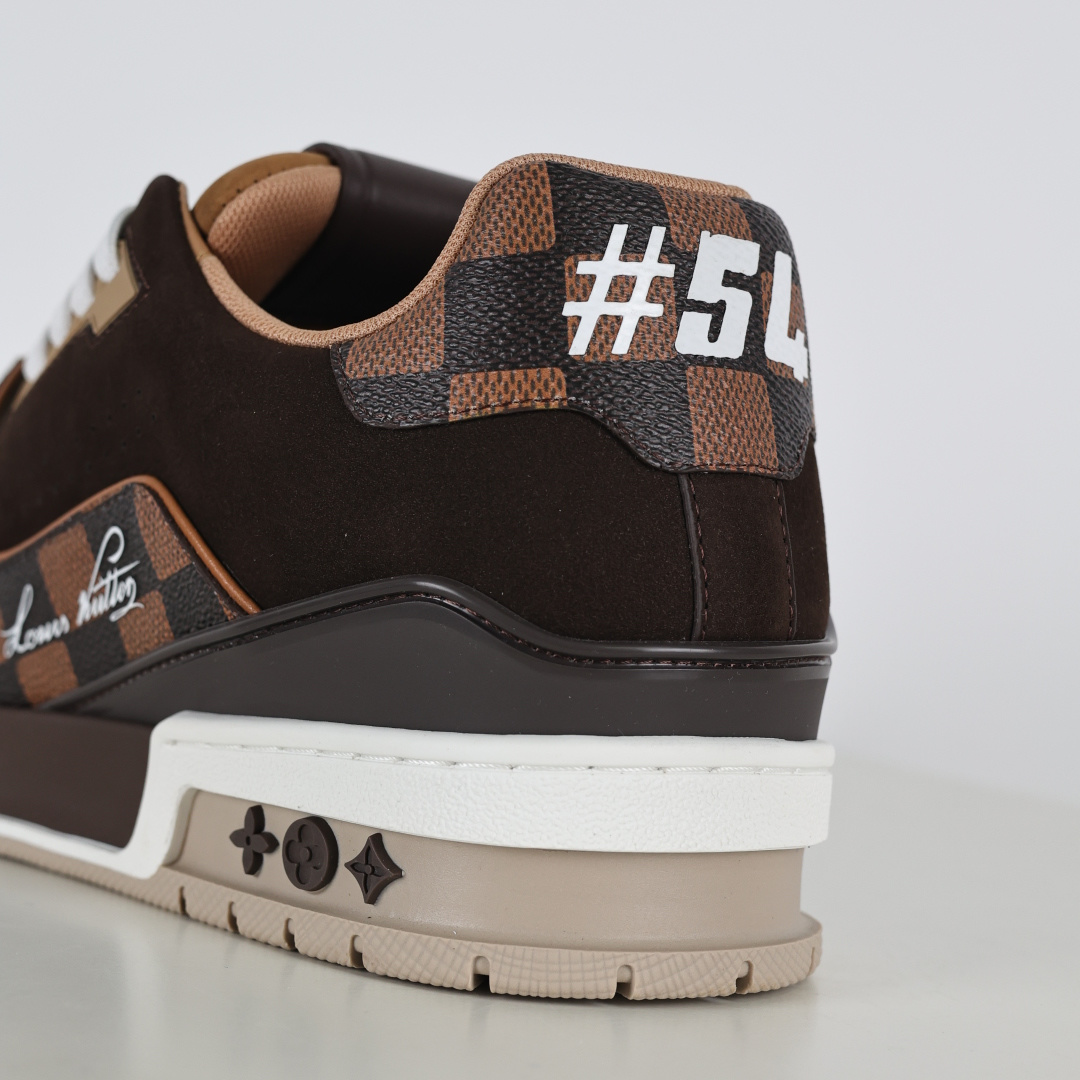 460 Louis Vuitton Trainer 滑板鞋 新款配色