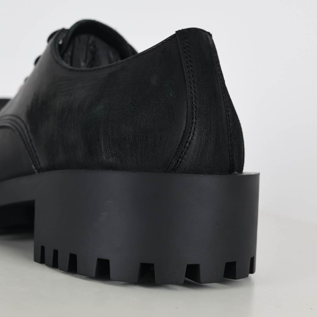 520 -巴黎世家BALENCIAGA Men's Leather boots 大头米奇风真皮德比休闲厚底皮鞋-Chinese UA Cheap High Quatity Brand Clothes Bags handbags Sneakers wholesale wholesaler seller from China Factory suppliers Fashion Clothing Shoes best Quality Beautiful Price 520 -巴黎世家BALENCIAGA Men's Leather boots 大头米奇风真皮德比休闲厚底皮鞋