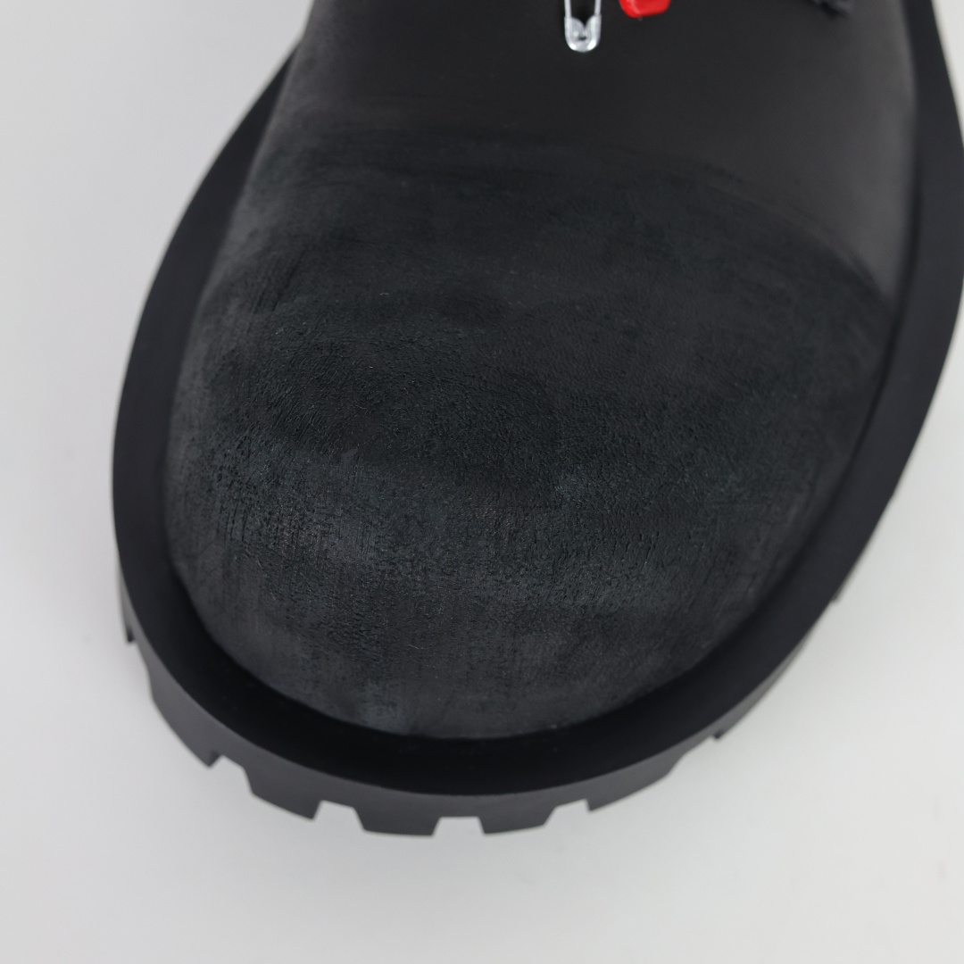 520 -巴黎世家BALENCIAGA Men's Leather boots 大头米奇风真皮德比休闲厚底皮鞋-Chinese UA Cheap High Quatity Brand Clothes Bags handbags Sneakers wholesale wholesaler seller from China Factory suppliers Fashion Clothing Shoes best Quality Beautiful Price 520 -巴黎世家BALENCIAGA Men's Leather boots 大头米奇风真皮德比休闲厚底皮鞋