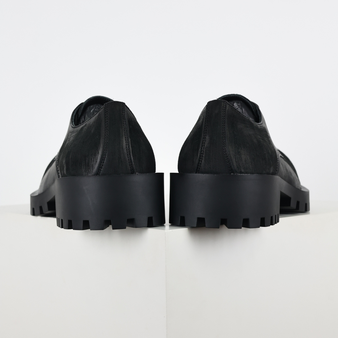 520 -巴黎世家BALENCIAGA Men's Leather boots 大头米奇风真皮德比休闲厚底皮鞋-Chinese UA Cheap High Quatity Brand Clothes Bags handbags Sneakers wholesale wholesaler seller from China Factory suppliers Fashion Clothing Shoes best Quality Beautiful Price 520 -巴黎世家BALENCIAGA Men's Leather boots 大头米奇风真皮德比休闲厚底皮鞋