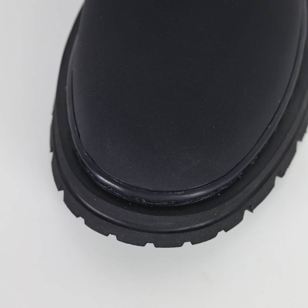 Timberland 天伯伦/添柏岚经典款 25ss新款中帮 经典再造 全新升级-High Quatity Cheap Brand wholesale wholesaler seller Clothes Bags handbags Sneakers Top Fashion Clothing Shoes from China Factory Chinese suppliers best Quality Beautiful Price Timberland 天伯伦/添柏岚经典款 25ss新款中帮 经典再造 全新升级