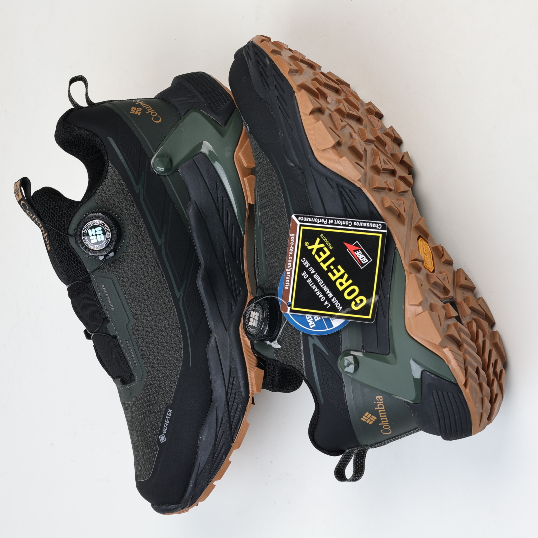 Columbia哥伦比亚 Crestwood 牛皮 Outdoors Hiking Walking 减震