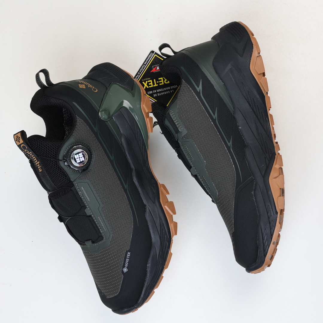Columbia哥伦比亚 Crestwood 牛皮 Outdoors Hiking Walking 减震
