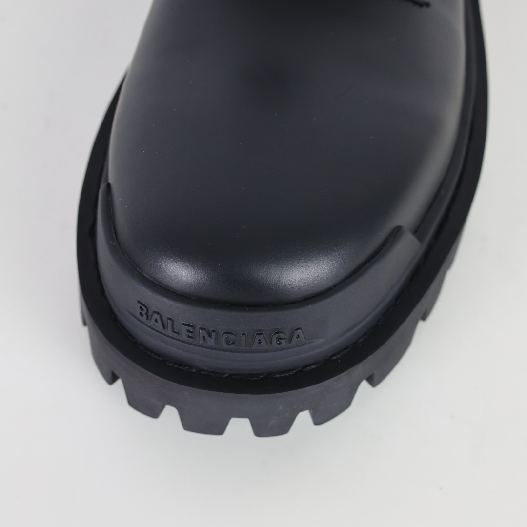 540 油亮牛皮马丁靴 巴黎世家BALENCIAGA Men's Leather boots 大头米奇风真皮德比休闲厚底皮鞋-Chinese UA Cheap High Quatity Brand Clothes Bags handbags Sneakers wholesale wholesaler seller from China Factory suppliers Fashion Clothing Shoes best Quality Beautiful Price 540 油亮牛皮马丁靴 巴黎世家BALENCIAGA Men's Leather boots 大头米奇风真皮德比休闲厚底皮鞋