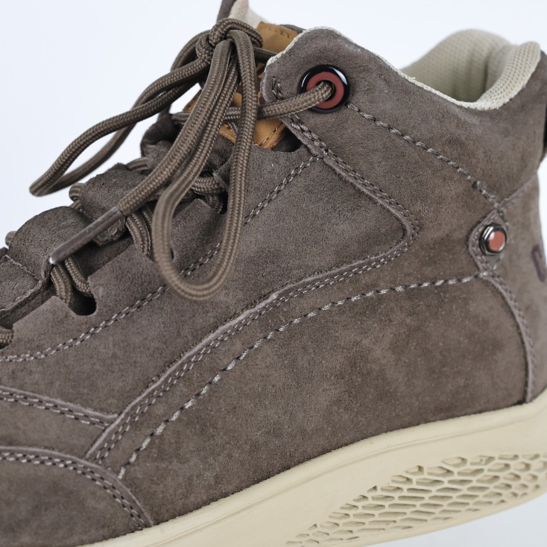 270 CAT FW皮革耐磨防滑舒适时尚百搭及踝 户外靴 男款-Chinese UA Cheap High Quatity Brand Clothes Bags handbags Sneakers wholesale wholesaler seller from China Factory suppliers Fashion Clothing Shoes best Quality Beautiful Price 270 CAT FW皮革耐磨防滑舒适时尚百搭及踝 户外靴 男款