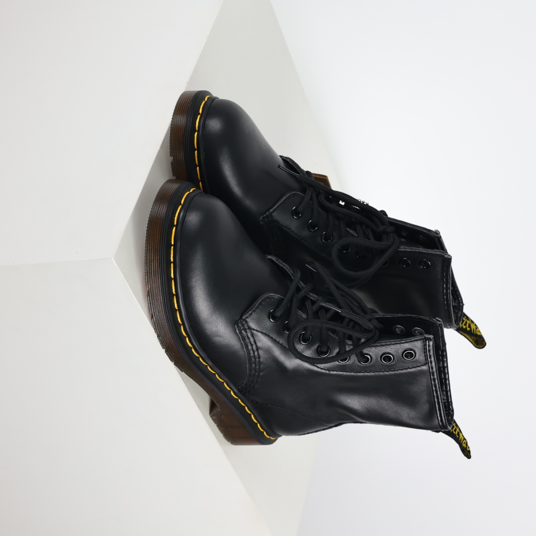 Dr.martens 马丁靴 1460系列 代工厂正品订单 八孔高帮软皮公司规格 原材生产 与国内各大网