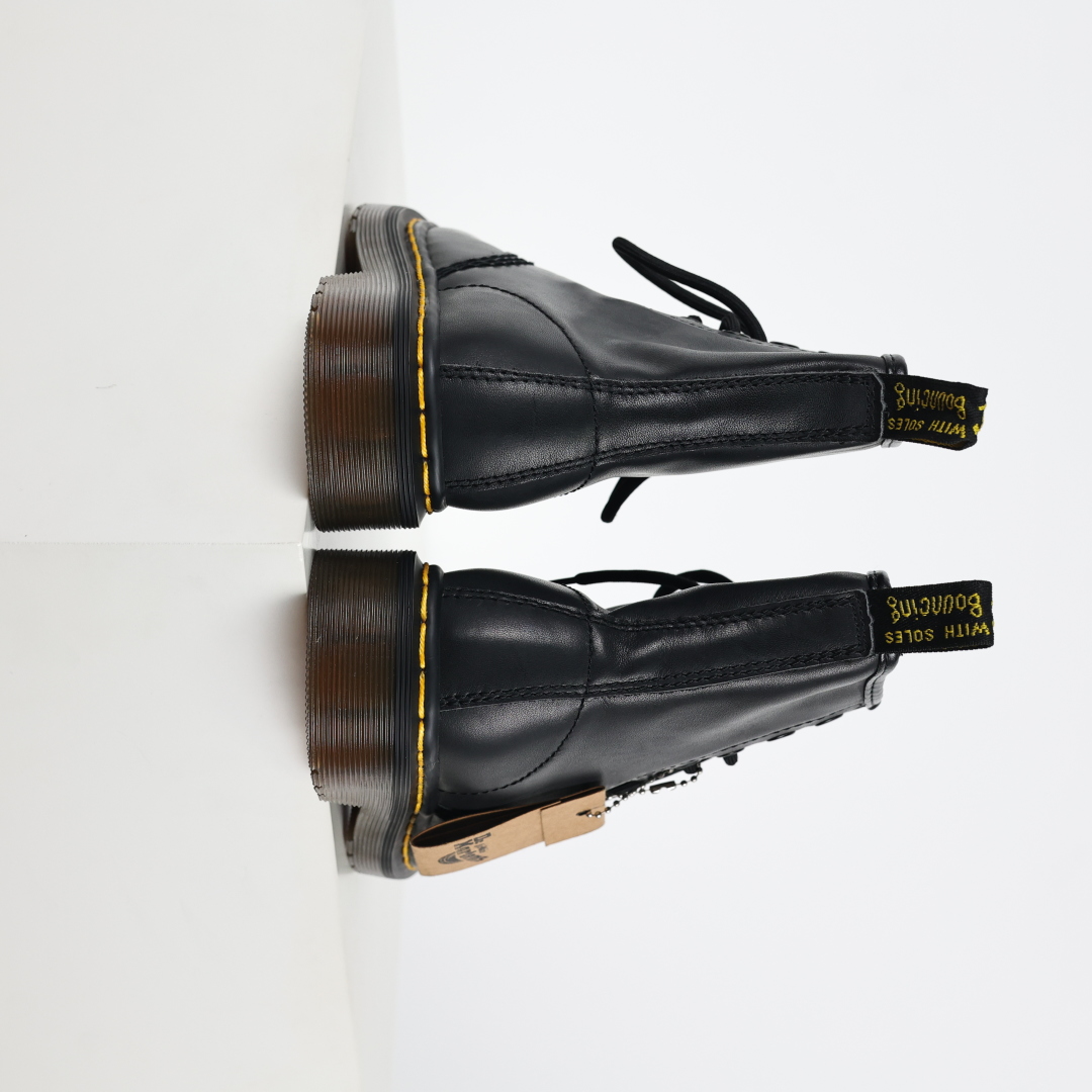 Dr.martens 马丁靴 1460系列 代工厂正品订单 八孔高帮软皮公司规格 原材生产 与国内各大网