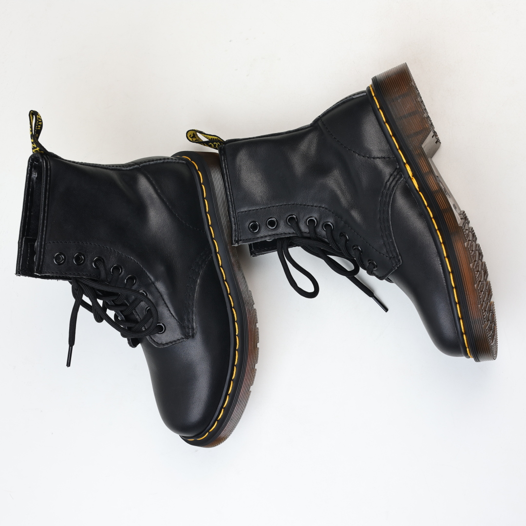 Dr.martens 马丁靴 1460系列 代工厂正品订单 八孔高帮软皮公司规格 原材生产 与国内各大网
