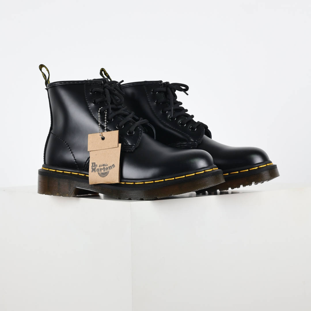 200 Dr.martens 马丁靴 1460系列 代 六孔高帮 硬皮