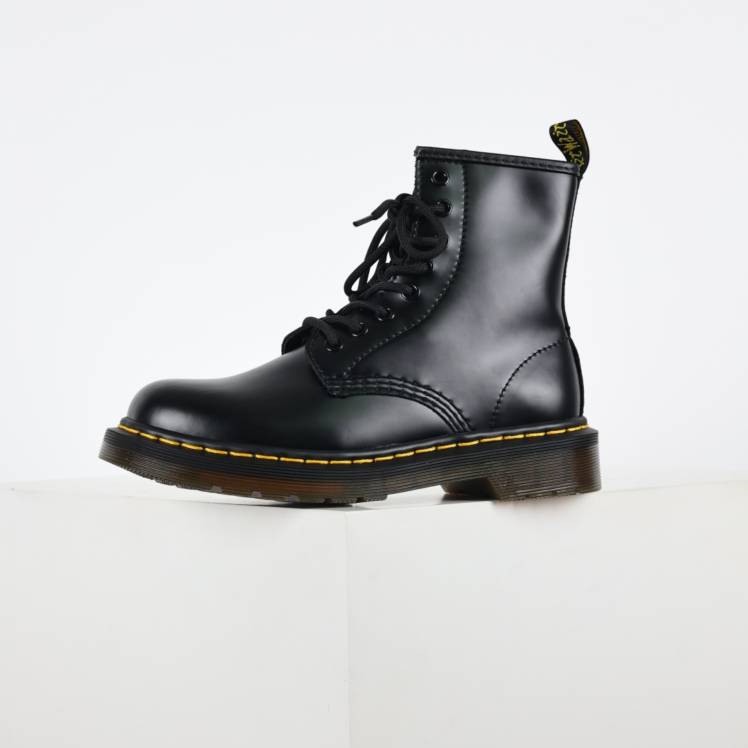 210 Dr.martens 马丁靴 1460系列 八孔高帮硬皮