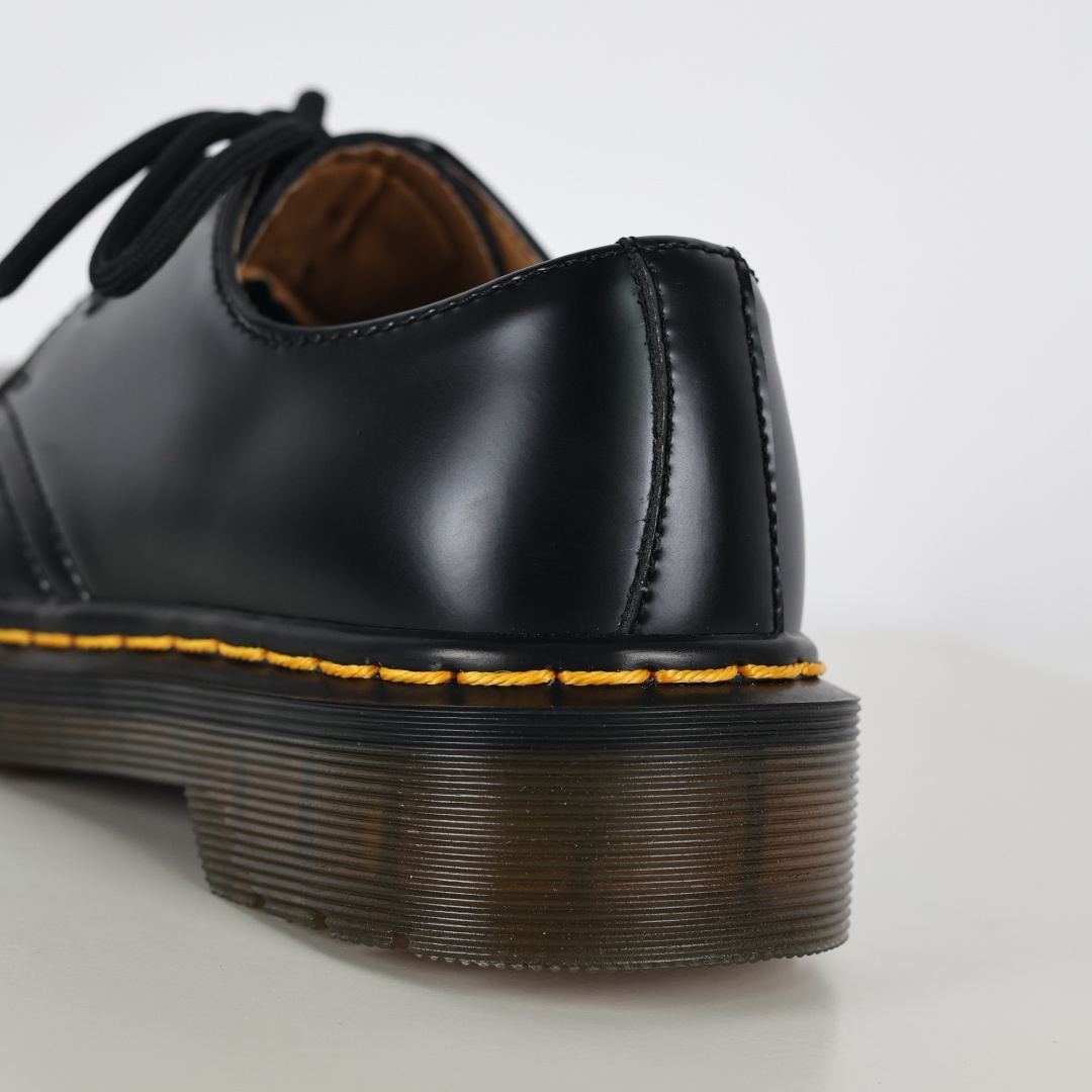 200 网红经典英伦风上线人手必备Dr.martens 独家首发 马丁靴1461 低帮