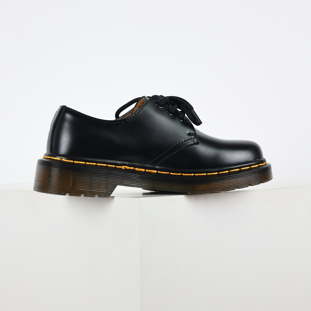 200 网红经典英伦风上线人手必备Dr.martens 独家首发 马丁靴1461 低帮