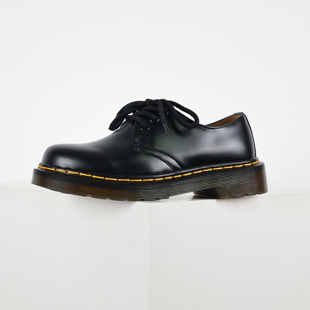 200 网红经典英伦风上线人手必备Dr.martens 独家首发 马丁靴1461 低帮