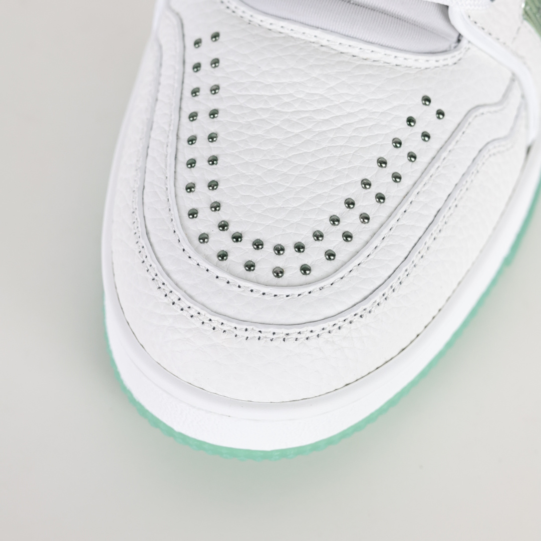 480 X1 东莞 210个配色 市售顶级版本 驴家LV Trainer 原版完美楦型 东莞大厂出产 品控胜过市面百分之95 白绿铆钉配色-Chinese UA Cheap High Quatity Brand Clothes Bags handbags Sneakers wholesale wholesaler seller from China Factory suppliers Fashion Clothing Shoes best Quality Beautiful Price 480 X1 东莞 210个配色 市售顶级版本 驴家LV Trainer 原版完美楦型 东莞大厂出产 品控胜过市面百分之95 白绿铆钉配色