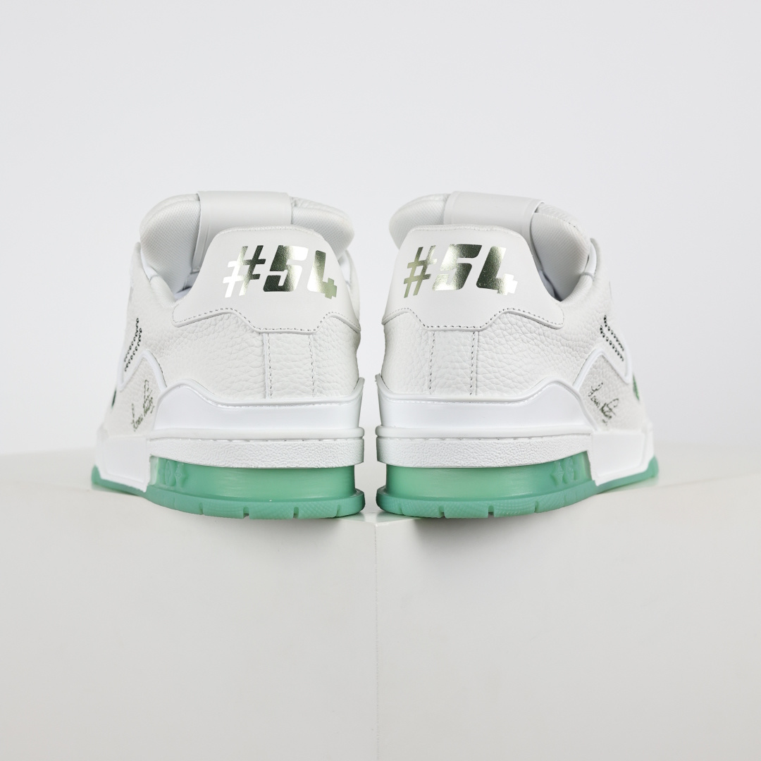 480 X1 东莞 210个配色 市售顶级版本 驴家LV Trainer 原版完美楦型 东莞大厂出产 品控胜过市面百分之95 白绿铆钉配色-Chinese UA Cheap High Quatity Brand Clothes Bags handbags Sneakers wholesale wholesaler seller from China Factory suppliers Fashion Clothing Shoes best Quality Beautiful Price 480 X1 东莞 210个配色 市售顶级版本 驴家LV Trainer 原版完美楦型 东莞大厂出产 品控胜过市面百分之95 白绿铆钉配色