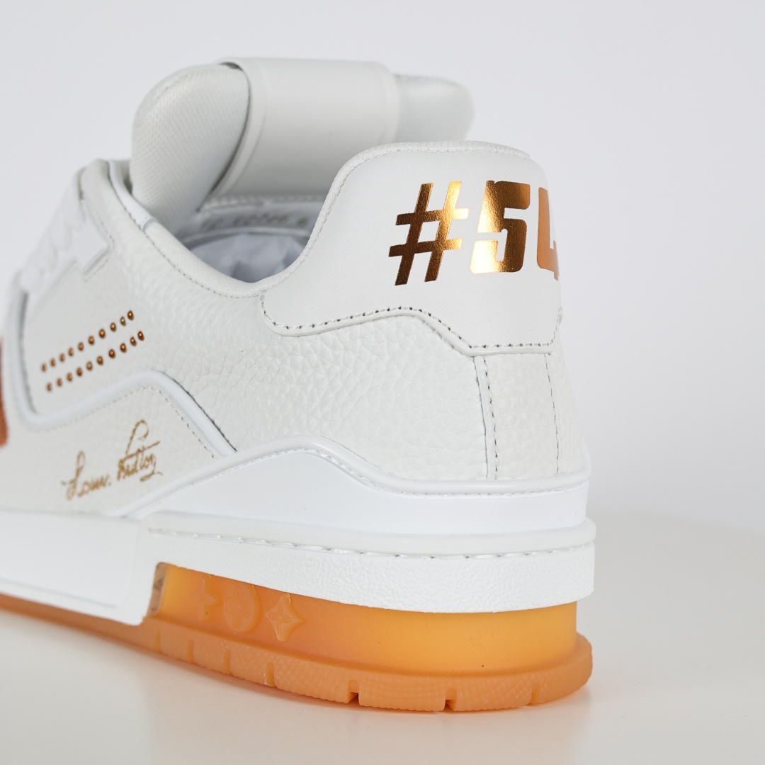 480 X1 东莞 210个配色 市售顶级版本 驴家LV Trainer 原版完美楦型 东莞大厂出产 品控胜过市面百分之95 白橙铆钉配色