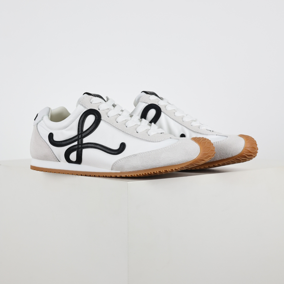 300 Loewe Ballet Runner 2.0 Sneakers 芭蕾舞2.0系列阿甘复古风德训薄底百搭休闲运动鞋