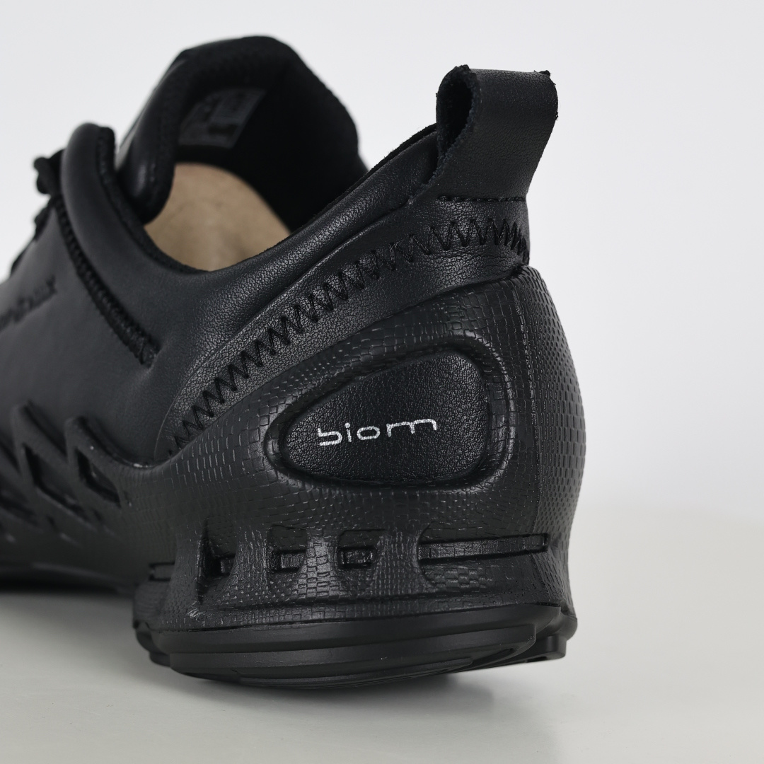 300 Ecco爱步健步系列牛皮透气低帮休闲运动鞋 探索者纯黑色