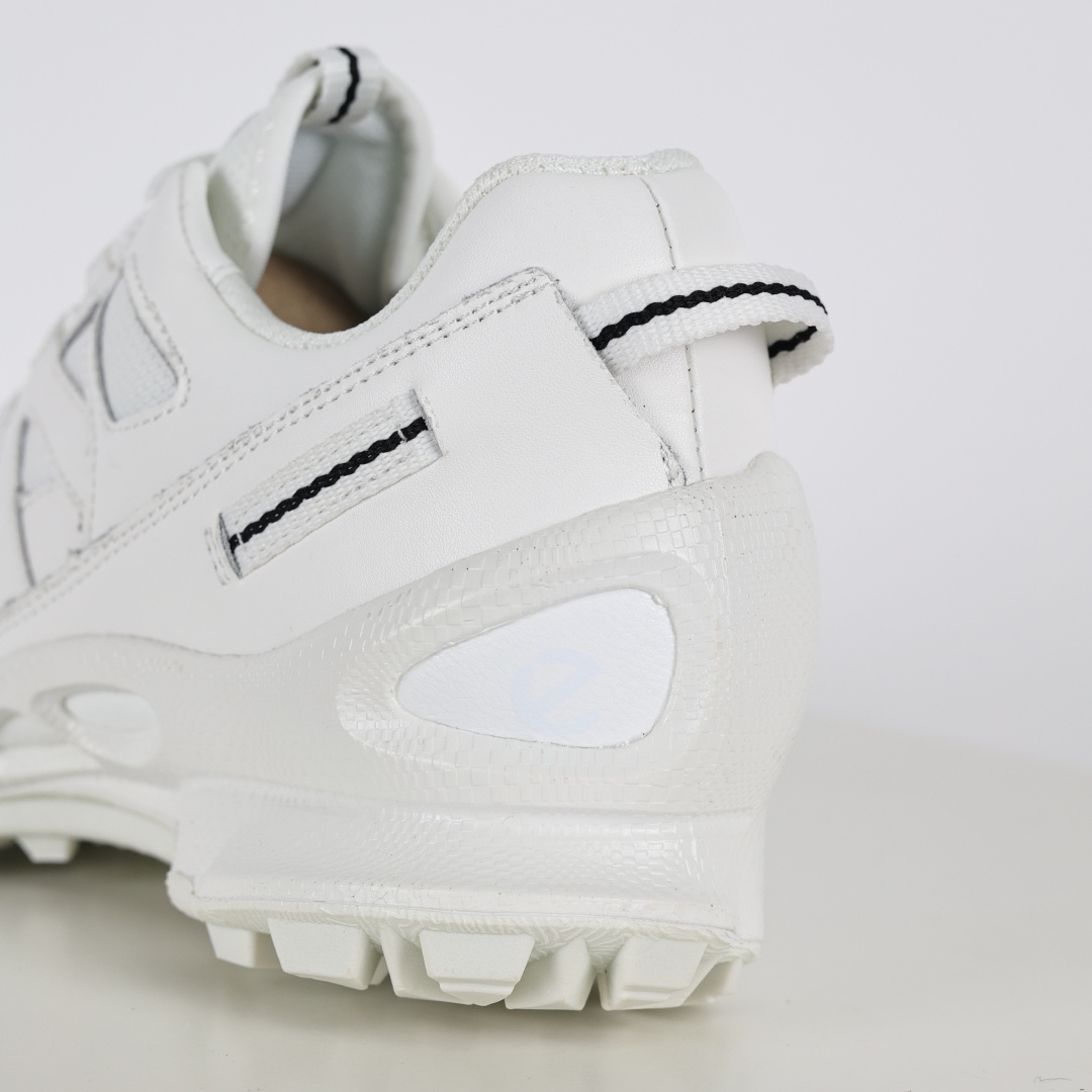 270 Ecco爱步健步系列牛皮透气低帮休闲运动鞋 踪迹白色