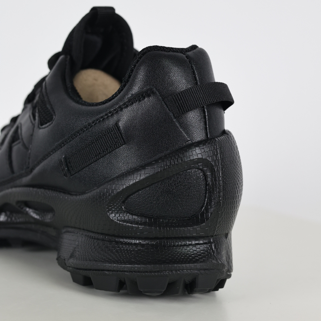 270 Ecco爱步健步系列牛皮透气低帮休闲运动鞋 踪迹黑色