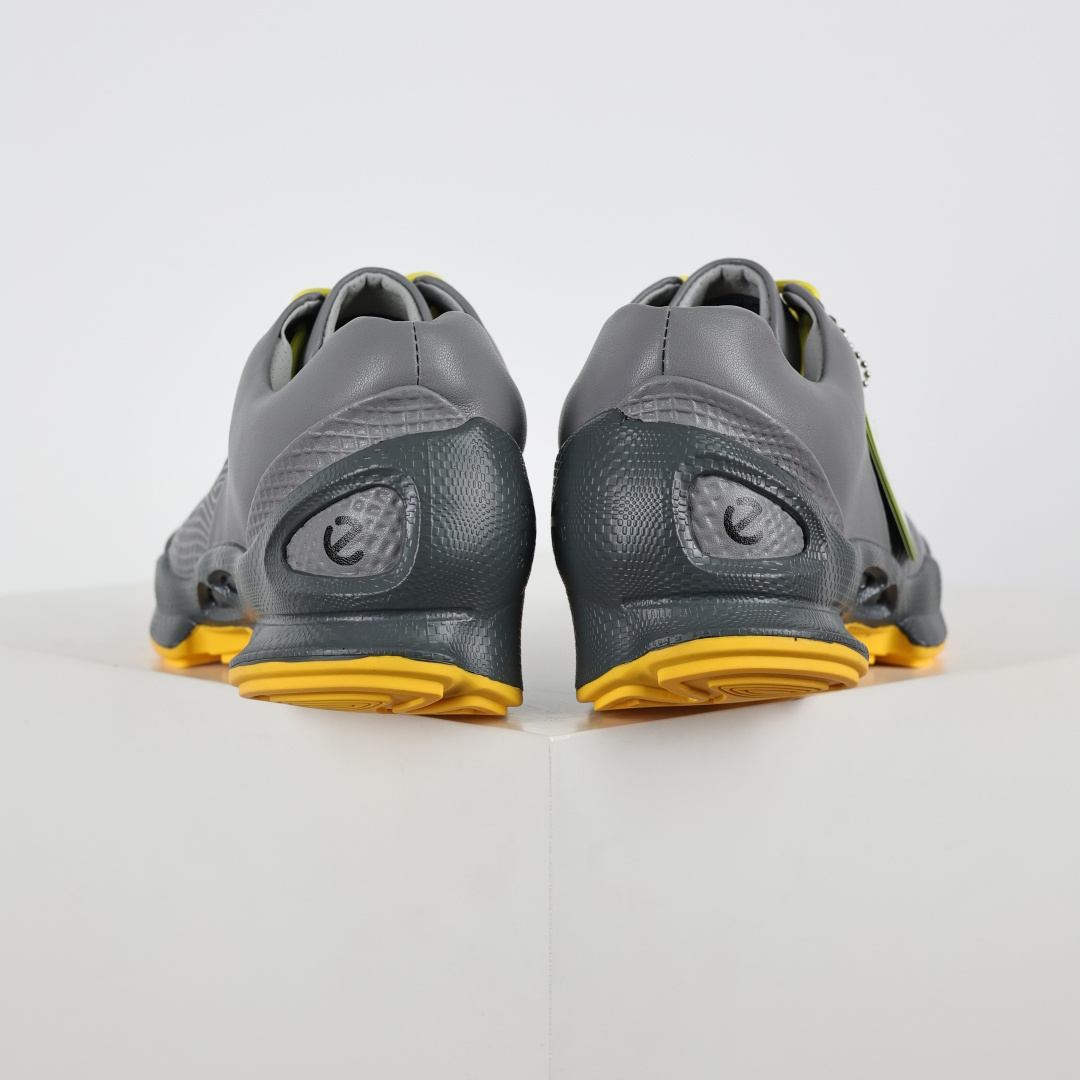 300 Ecco爱步健步系列牛皮透气低帮休闲运动鞋 15周年灰黄