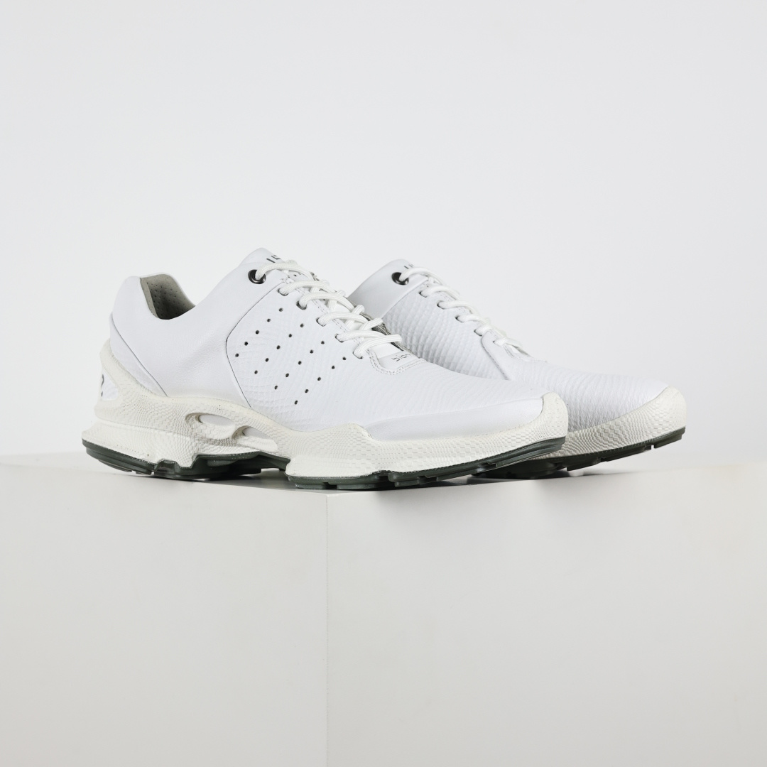 300 Ecco爱步健步系列牛皮透气低帮休闲运动鞋 15周年白色