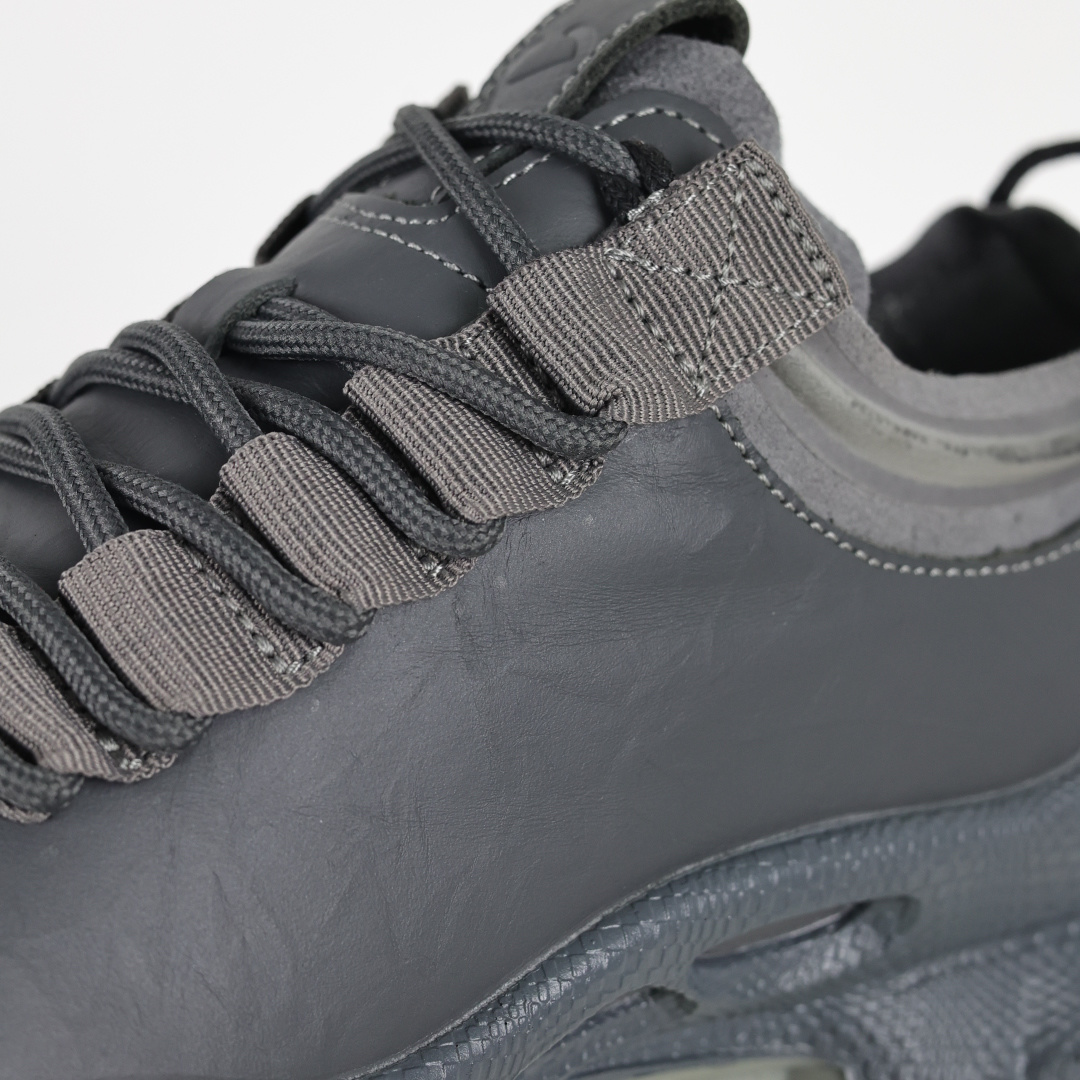 300 Ecco爱步健步系列牛皮透气低帮休闲运动鞋 25周年灰色-Chinese UA Cheap High Quatity Brand Clothes Bags handbags Sneakers wholesale wholesaler seller from China Factory suppliers Fashion Clothing Shoes best Quality Beautiful Price 300 Ecco爱步健步系列牛皮透气低帮休闲运动鞋 25周年灰色