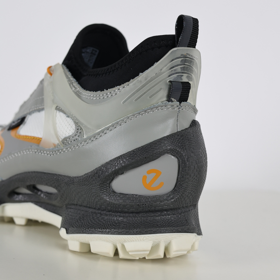 270 Ecco爱步健步系列牛皮透气低帮休闲运动鞋 踪迹白灰