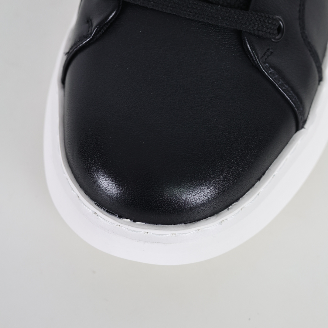 380 Louis Vuitton LV男鞋路易威登休闲文化运动板鞋