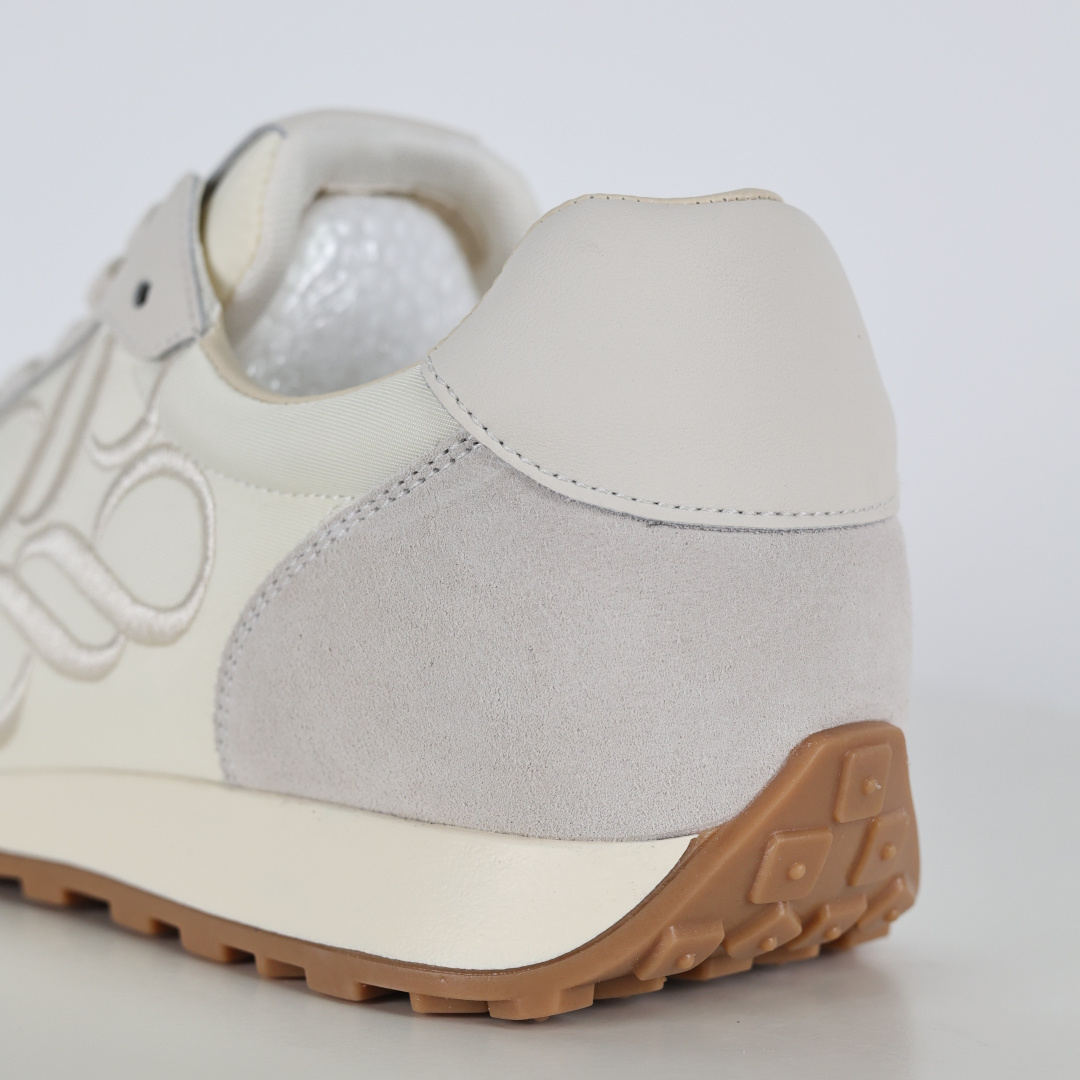 260 city walk选手 时尚单品 精美花纹刺绣 防滑棋盘厚底 德训鞋 阿甘鞋低帮生活休闲鞋