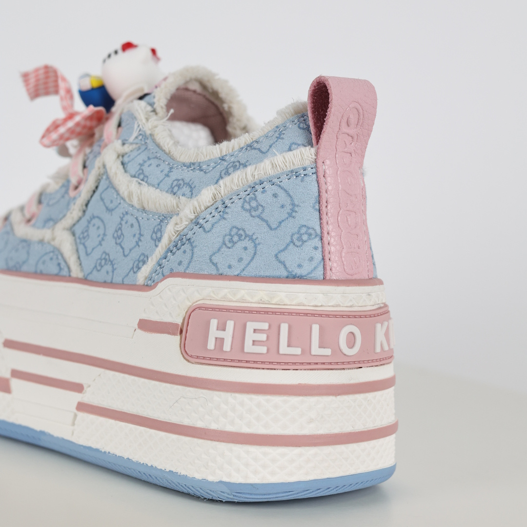 250 Sanrio/三丽鸥 x OLD ORDER 联名限定 凯蒂粉蓝 6.5CM 厚底增高帆布鞋 马卡龙