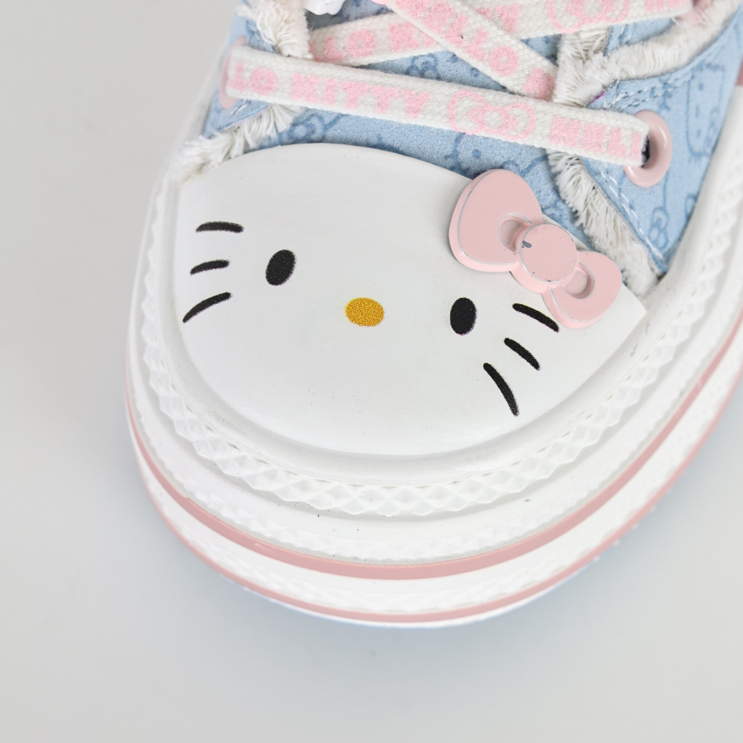250 Sanrio/三丽鸥 x OLD ORDER 联名限定 凯蒂粉蓝 6.5CM 厚底增高帆布鞋 马卡龙