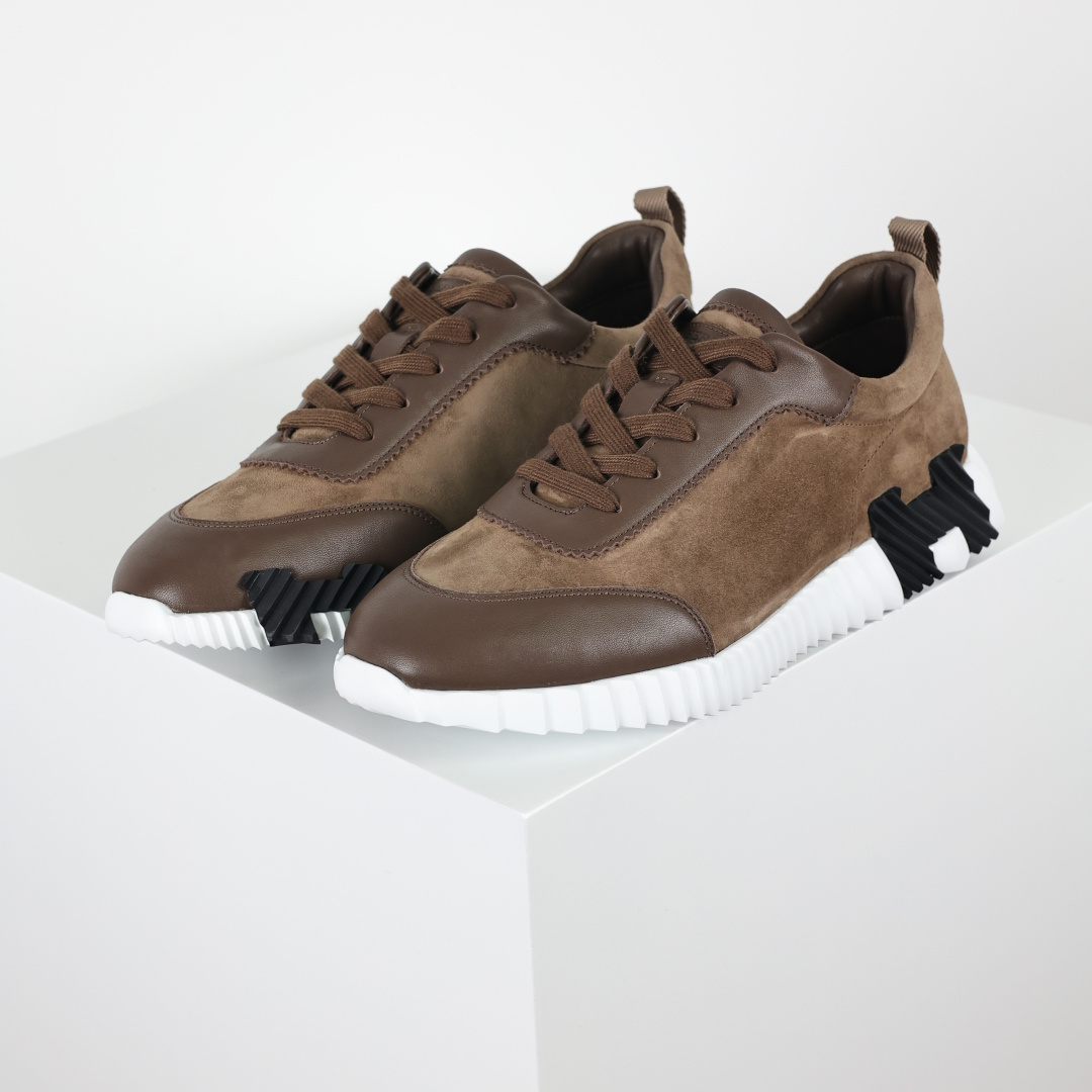 450 Hermes 爱马仕 Bouncing 老钱风 皮面款 低帮休闲鞋-Chinese UA Cheap High Quatity Brand Clothes Bags handbags Sneakers wholesale wholesaler seller from China Factory suppliers Fashion Clothing Shoes best Quality Beautiful Price 450 Hermes 爱马仕 Bouncing 老钱风 皮面款 低帮休闲鞋