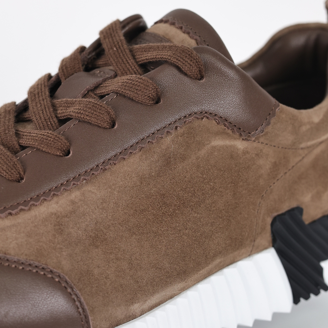 450 Hermes 爱马仕 Bouncing 老钱风 皮面款 低帮休闲鞋-Chinese UA Cheap High Quatity Brand Clothes Bags handbags Sneakers wholesale wholesaler seller from China Factory suppliers Fashion Clothing Shoes best Quality Beautiful Price 450 Hermes 爱马仕 Bouncing 老钱风 皮面款 低帮休闲鞋