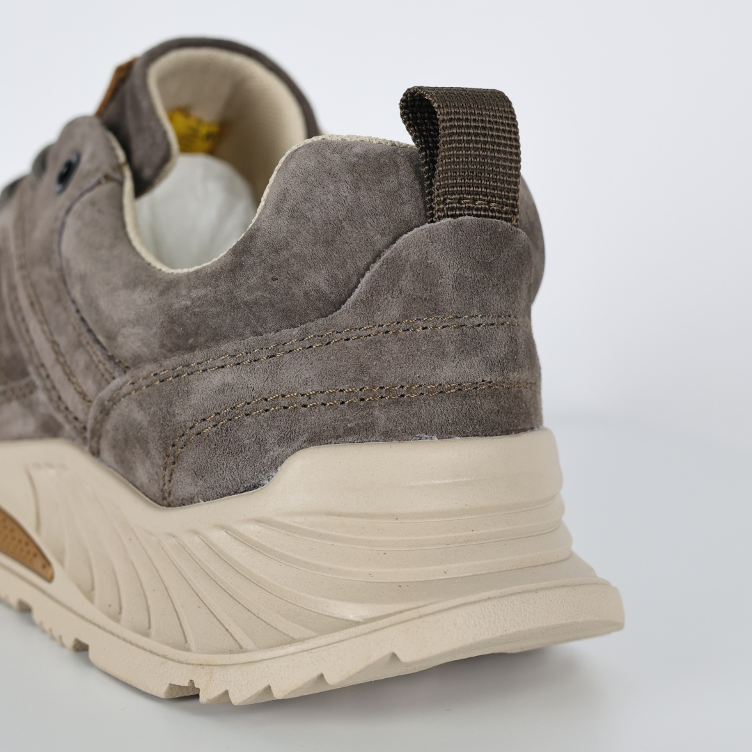 CAT/卡特 硬汉土机品牌 Tramp Hike Low 户外休闲低帮男鞋-High Quatity Cheap Brand wholesale wholesaler seller Clothes Bags handbags Sneakers Top Fashion Clothing Shoes from China Factory Chinese suppliers best Quality Beautiful Price CAT/卡特 硬汉土机品牌 Tramp Hike Low 户外休闲低帮男鞋