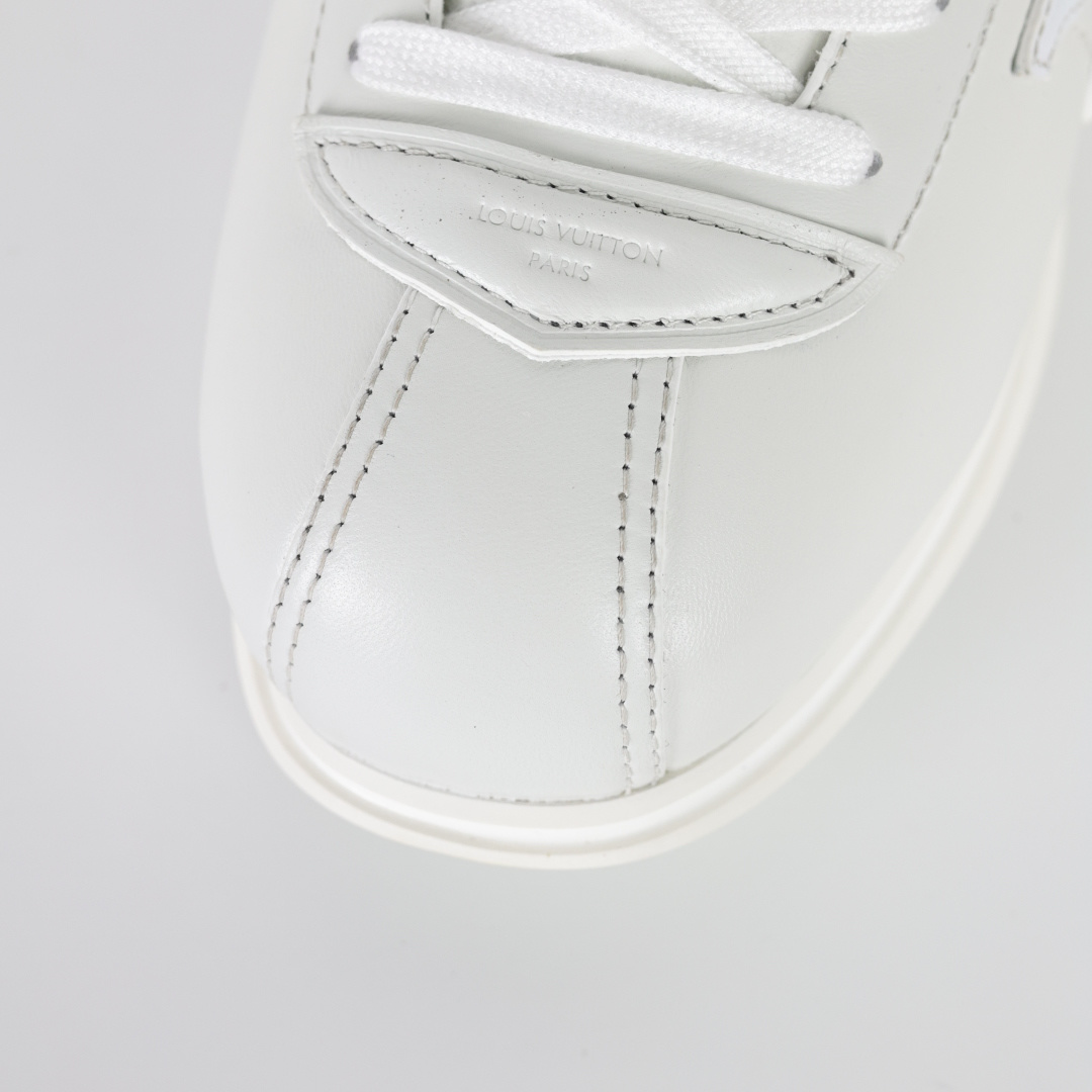 420 LouisVuittonLVxNigo联款ButtersoftFW25最新款阿甘休闲运动面包鞋