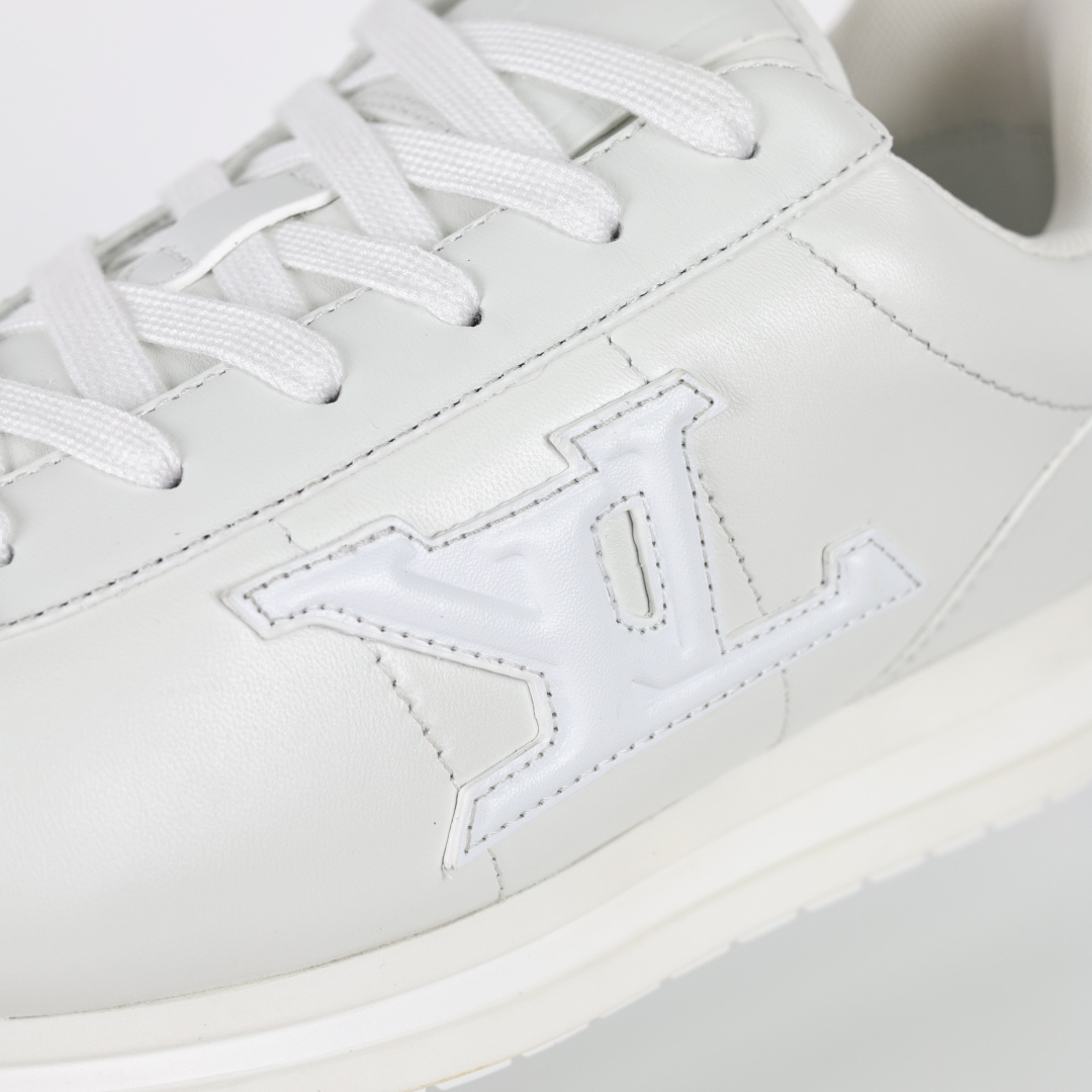 420 LouisVuittonLVxNigo联款ButtersoftFW25最新款阿甘休闲运动面包鞋