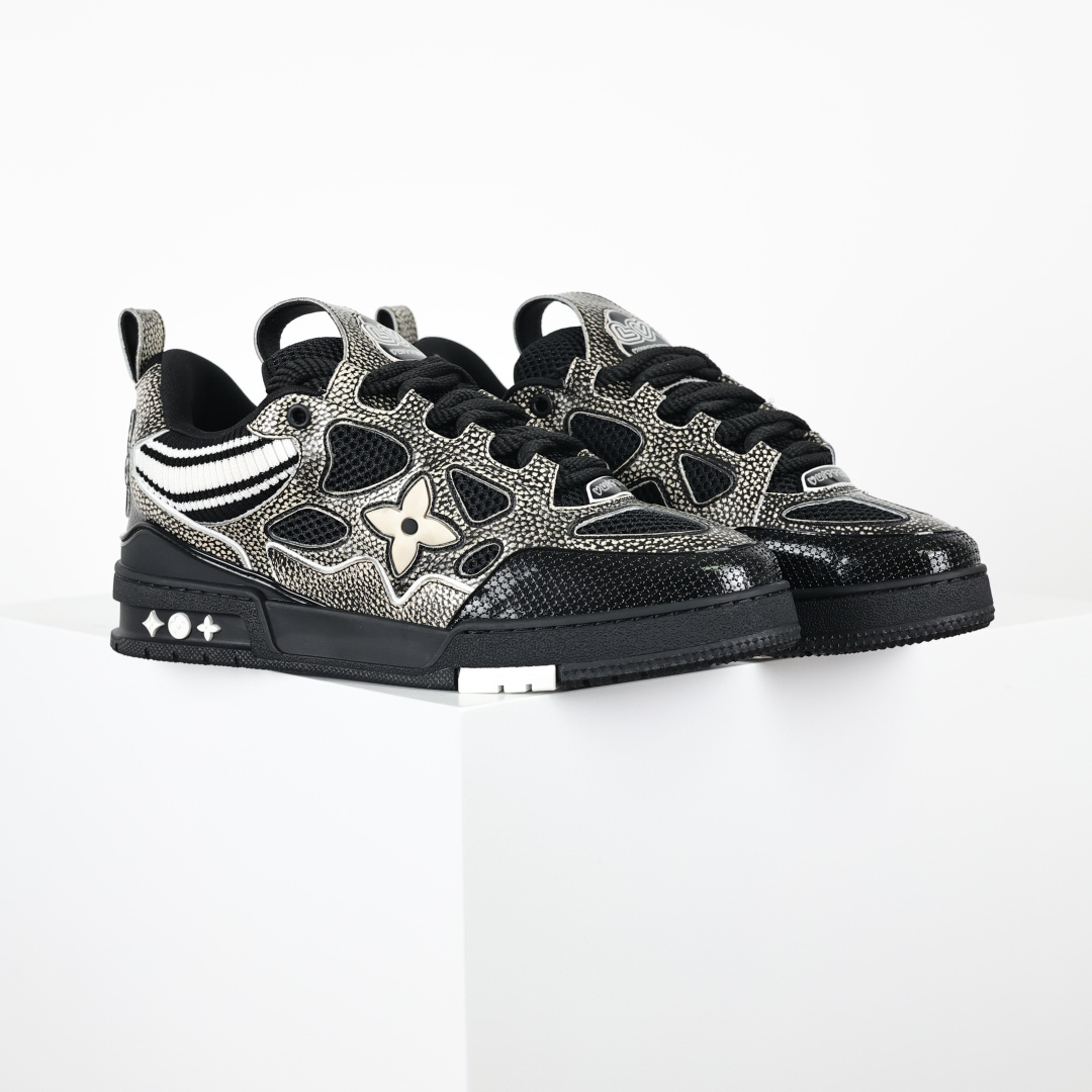 480 X1 东莞纯原 210个配色 市售顶级版本 驴家LV Trainer 原版完美楦型 东莞大厂出产 品控胜过市面百分之95 Skate系列 黑色