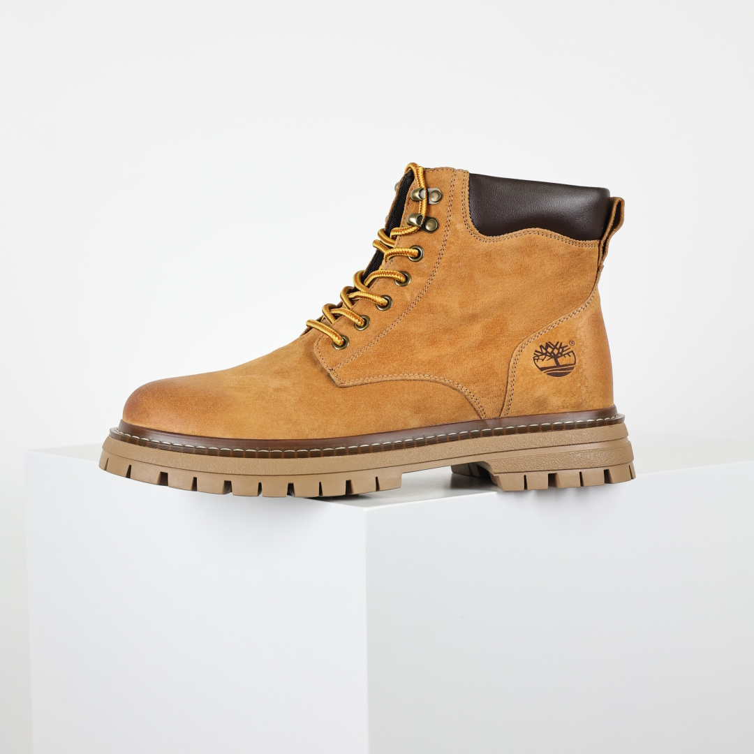 Timberland 添柏岚／天伯伦户外休闲大黄靴 TB10078