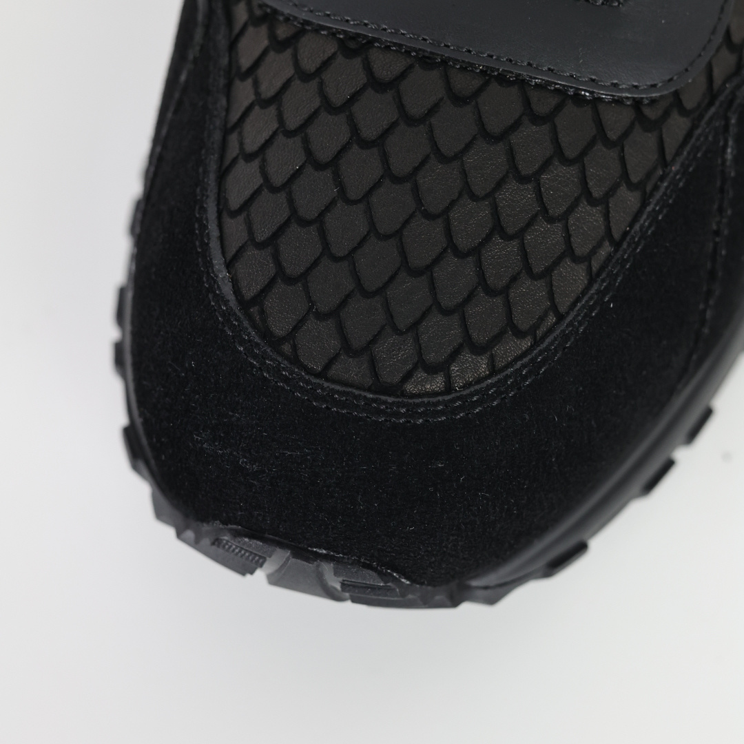 500 X1 东莞纯原 再次全新升级 现货供应 Louis Vuitton Run Away 牛皮革 圆头系带休闲低帮 板鞋男款