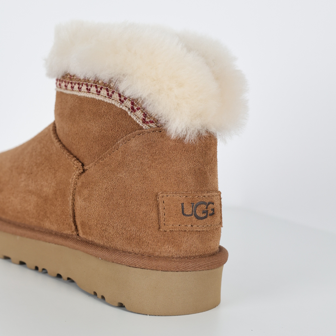 300 平台外贸专供 UGG Classic 女子雪地靴 1174496
